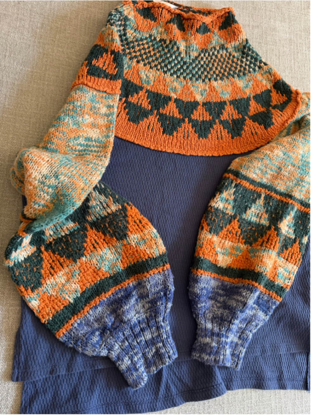 Free People Swit The Small Stuff Mock Neck Top Navy fair isle Combo woman’s XL - Picture 10 of 11